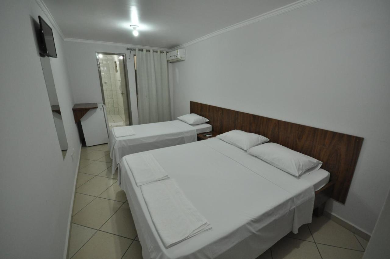 24 De Outubro Hotel 2*